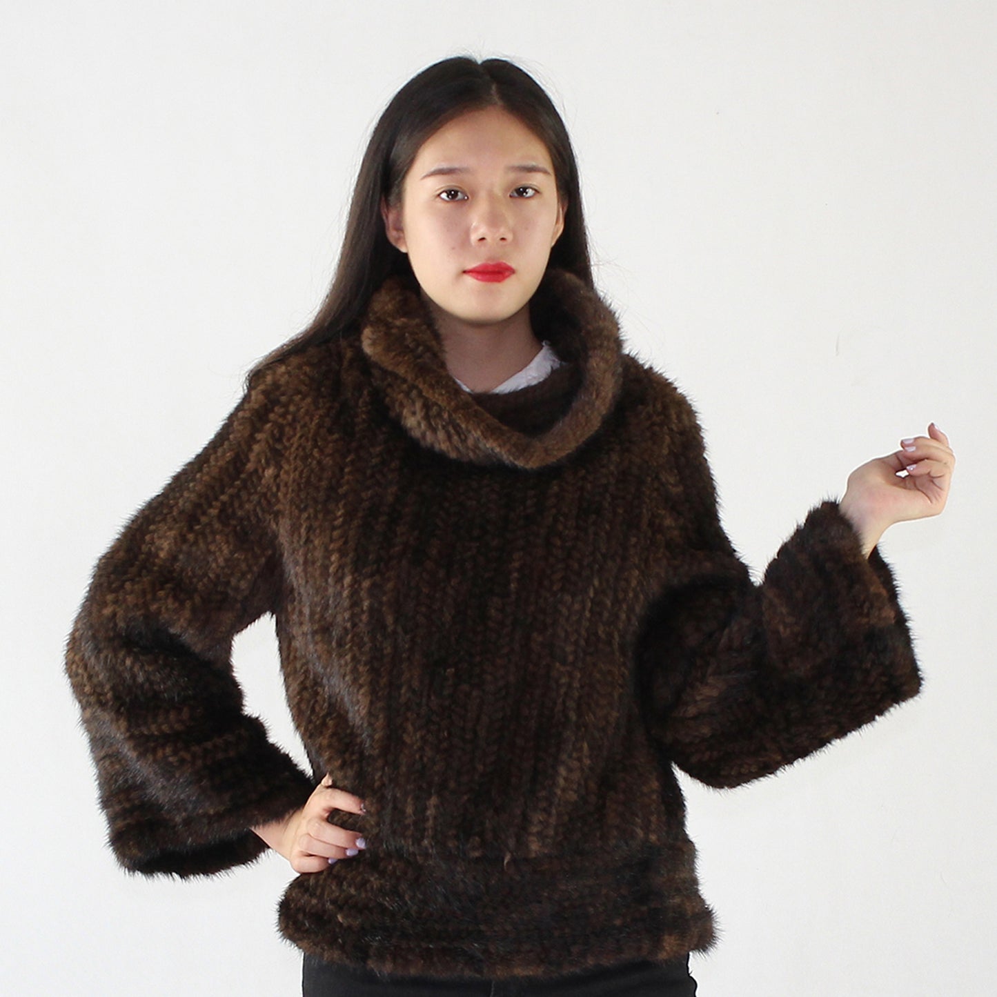 Women's knitted mink top
