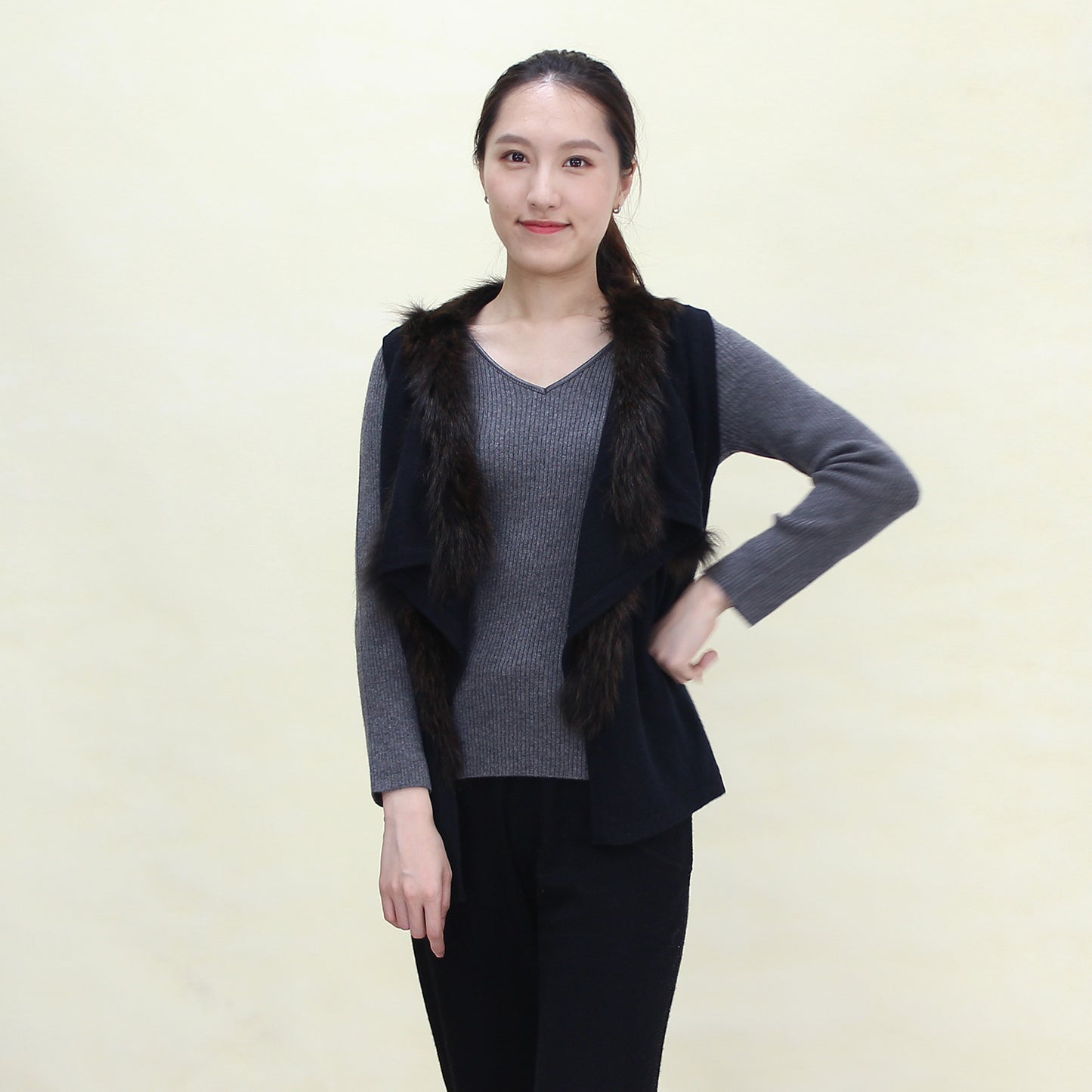 Women's 100% purecashmere vest
