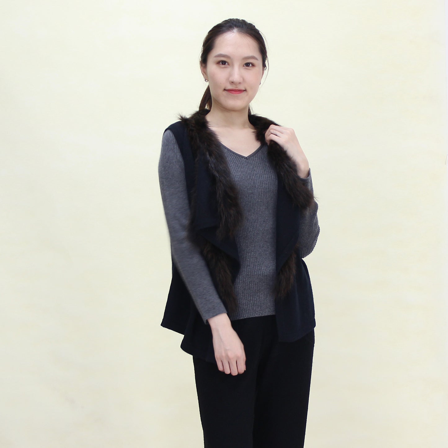 Women's 100% purecashmere vest