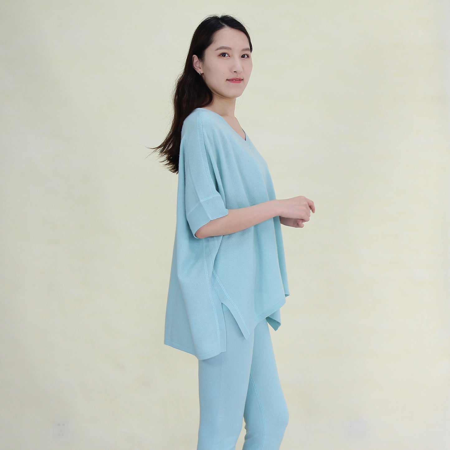 Women's cashmere pullover