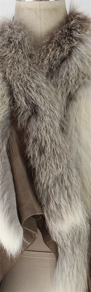 Women's sheepskin vest with fox fur