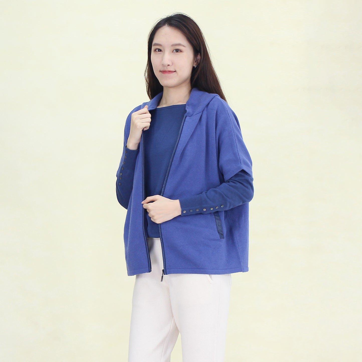 Women's cashmere cardigan