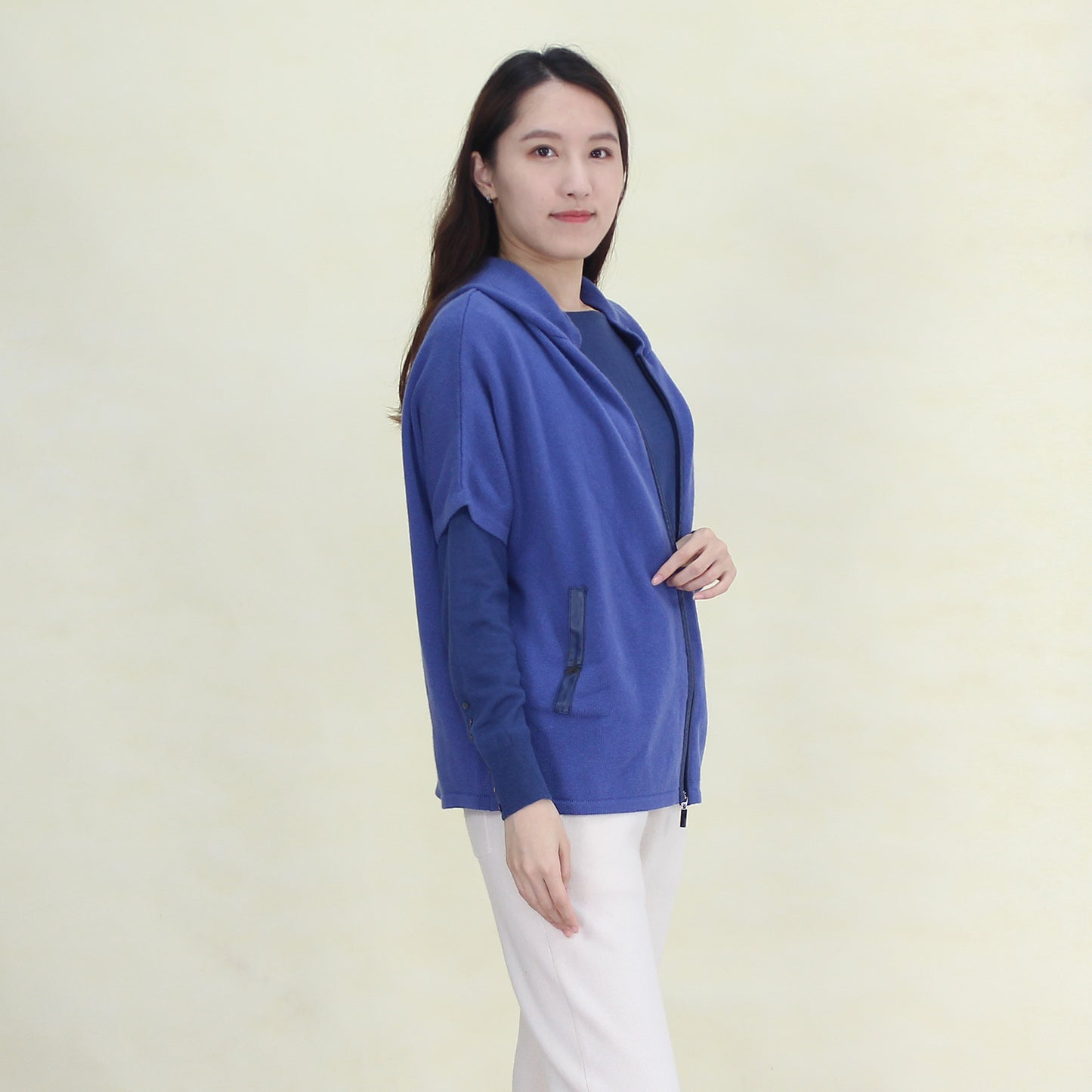 Women's cashmere cardigan