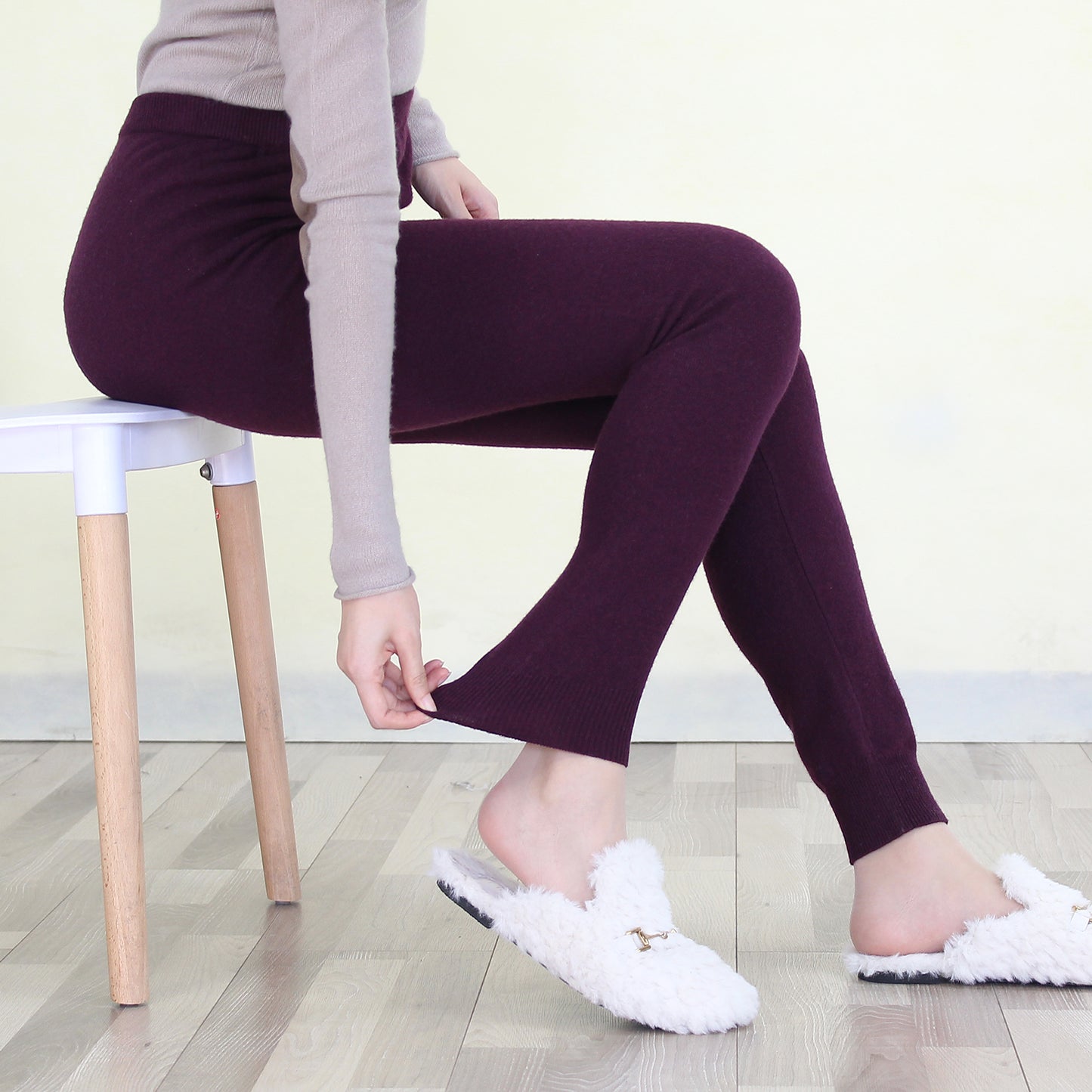 Women's cashmere pants