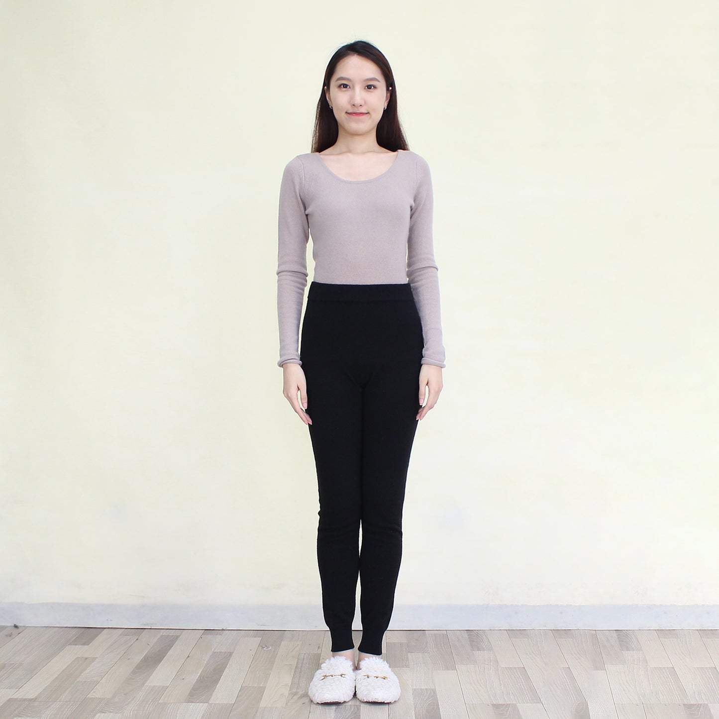 Women's cashmere pants