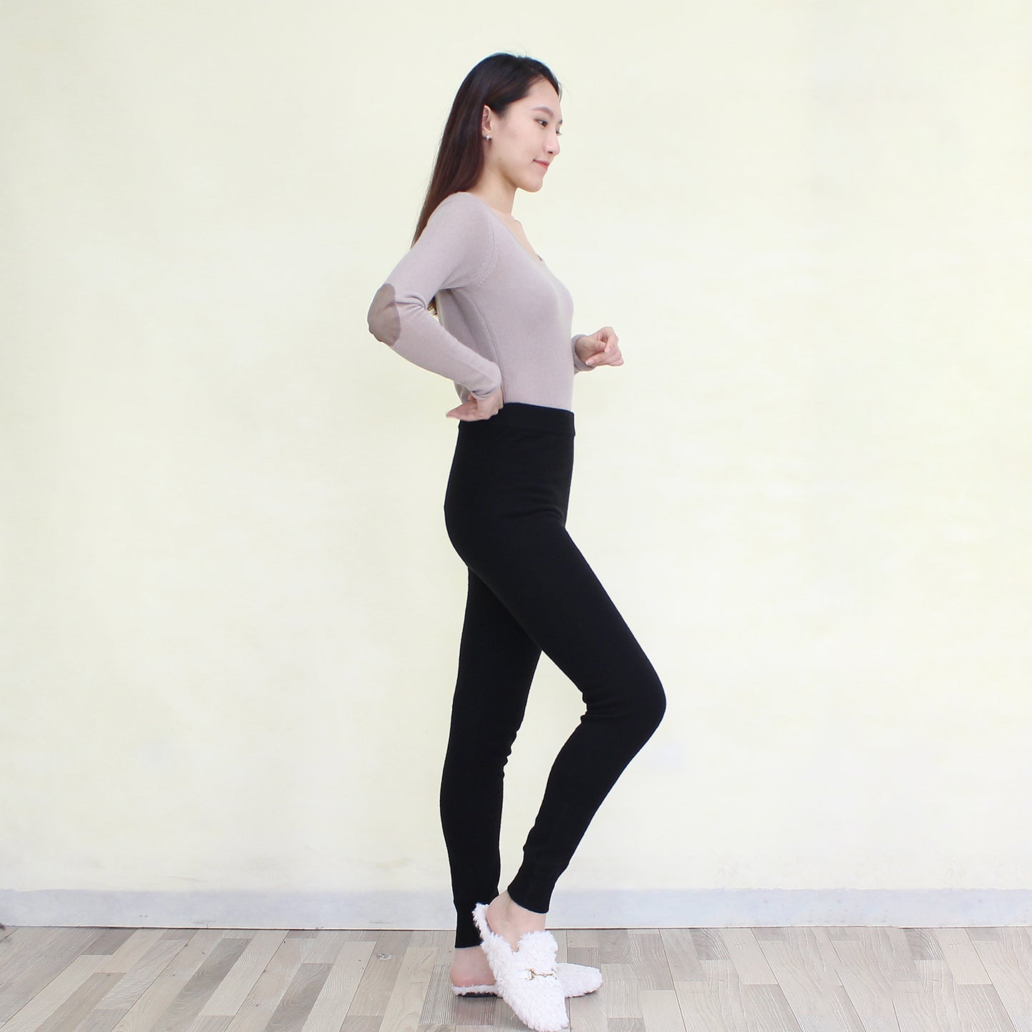 Women's cashmere pants