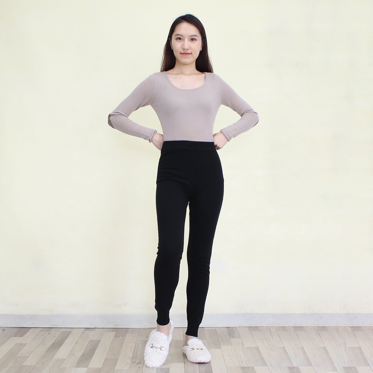 Women's cashmere pants