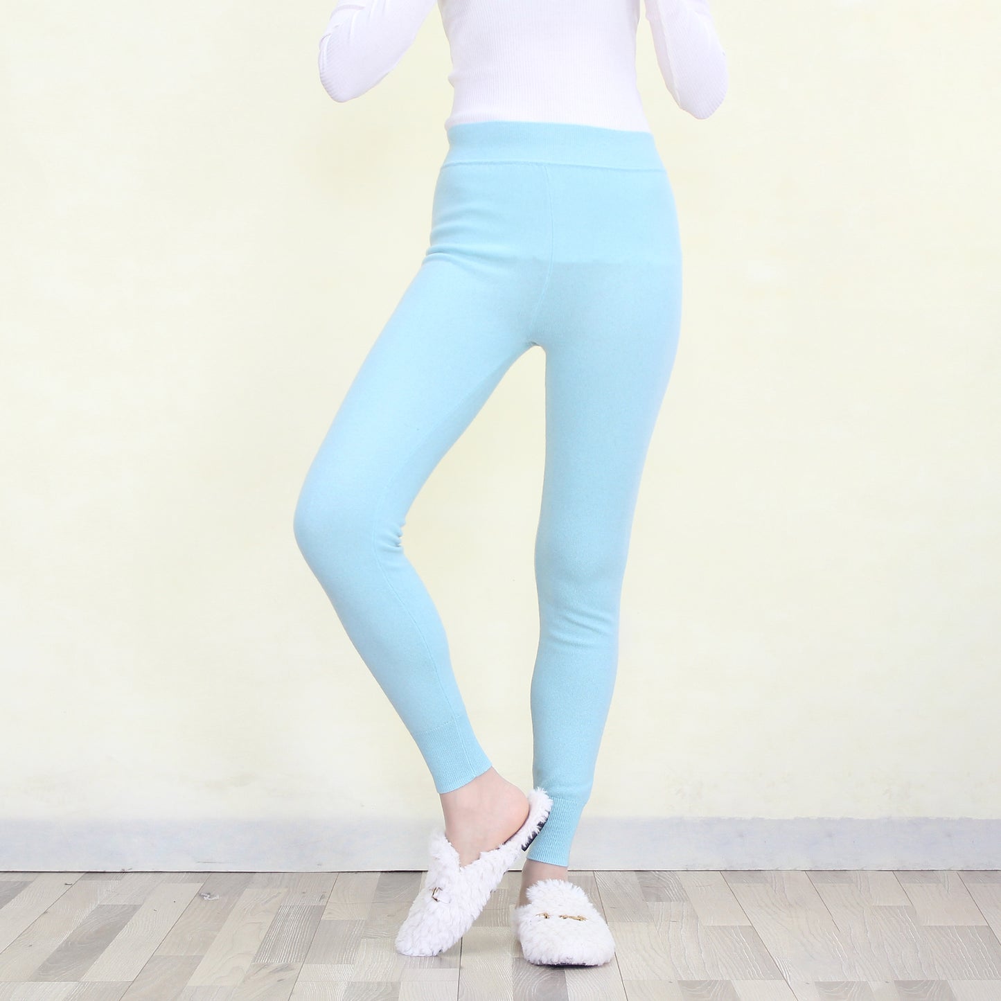 Women's cashmere pants