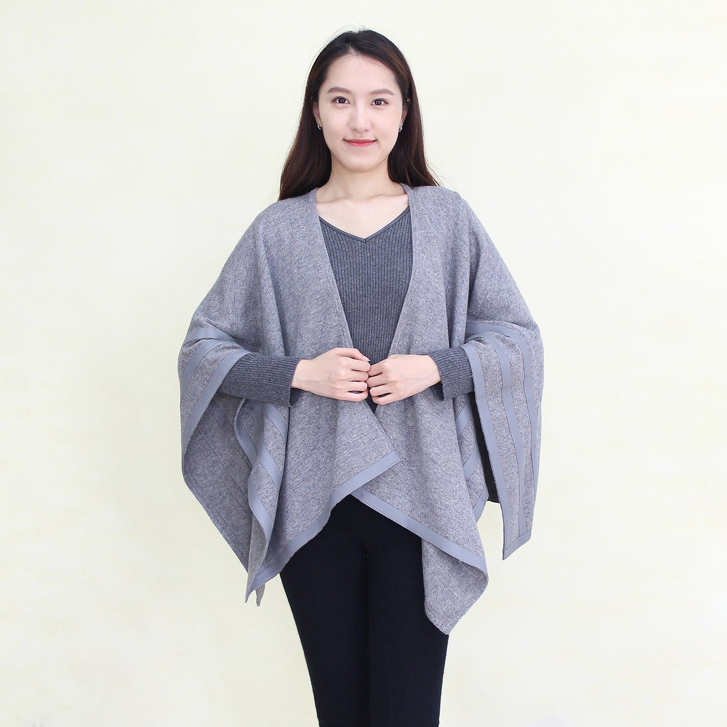 Women's cashmere with leather shawl