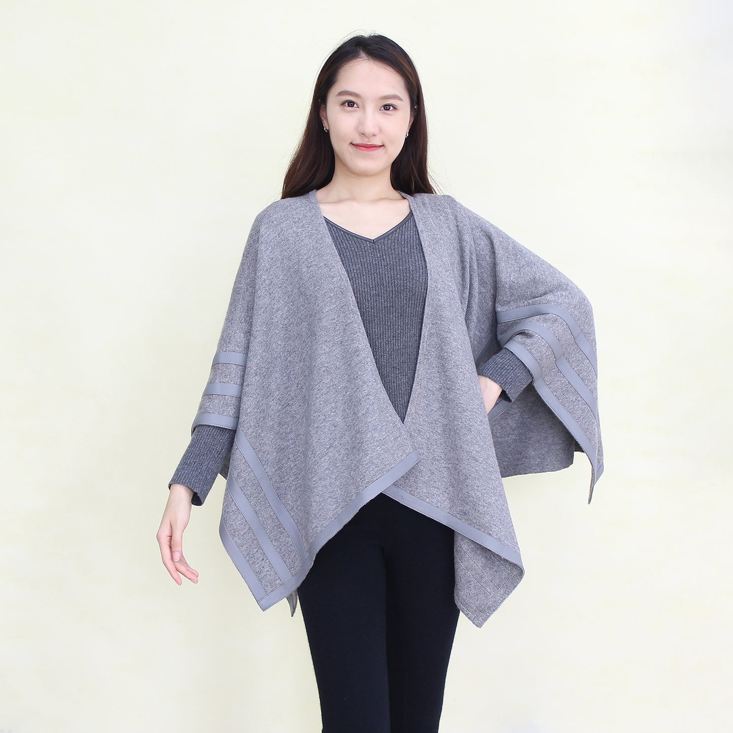 Women's cashmere with leather shawl