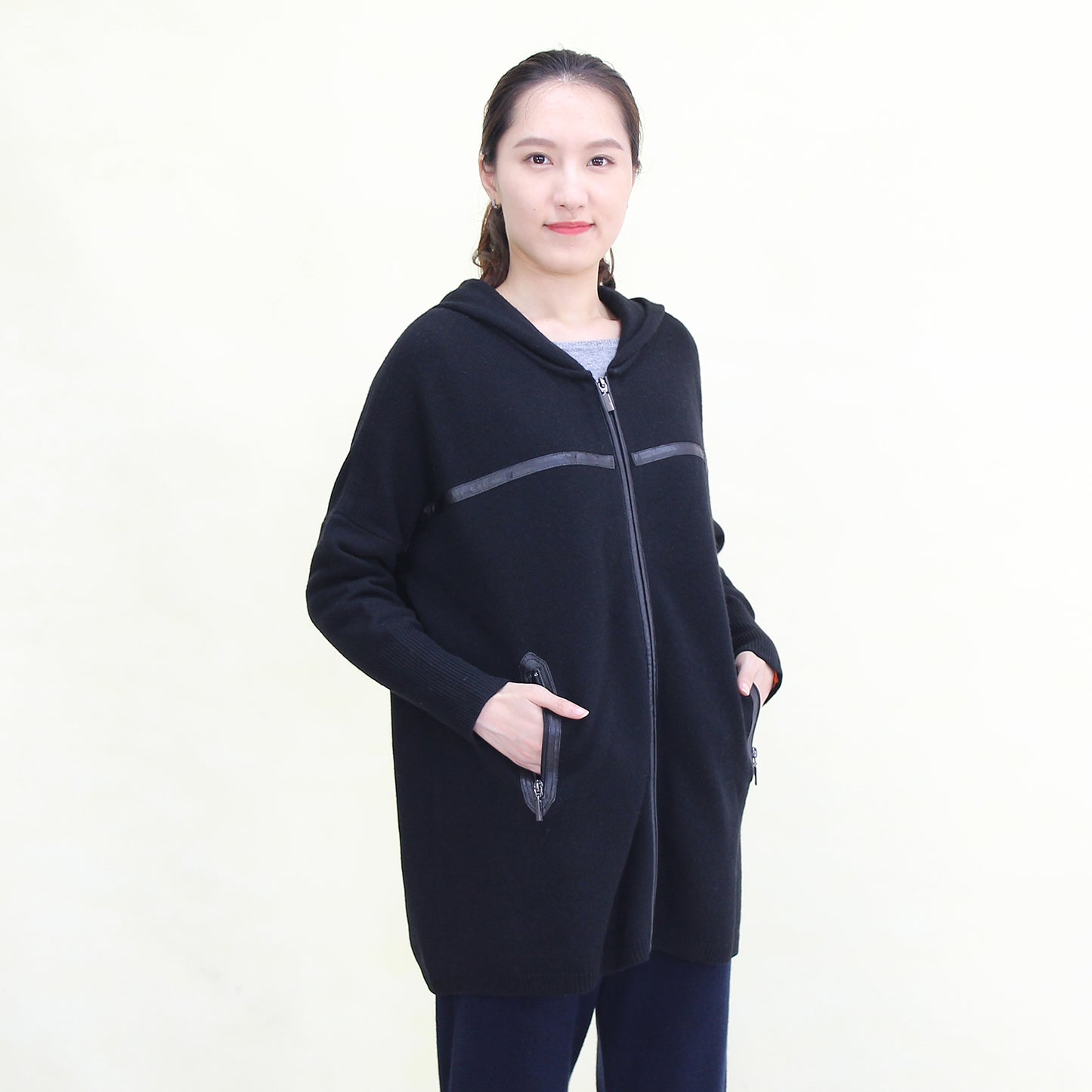 Women's cashmere cardigan