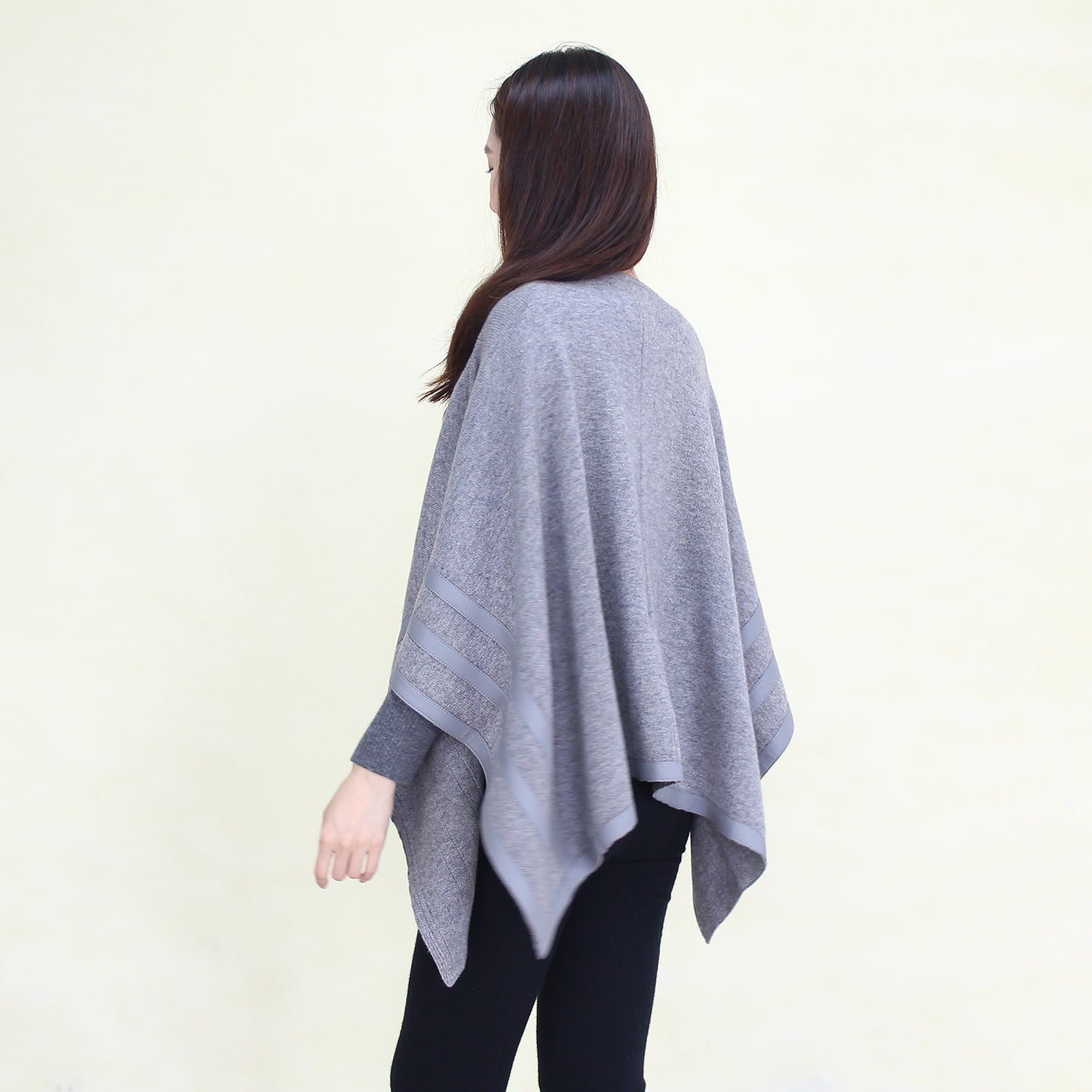 Women's cashmere with leather shawl