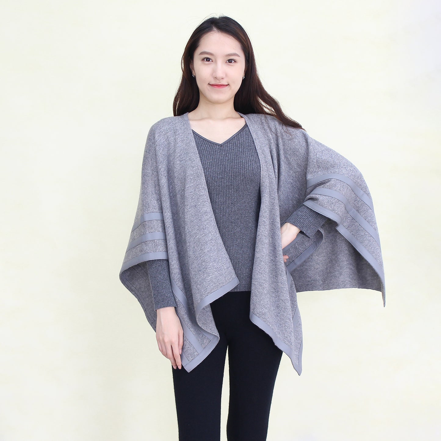 Women's cashmere with leather shawl