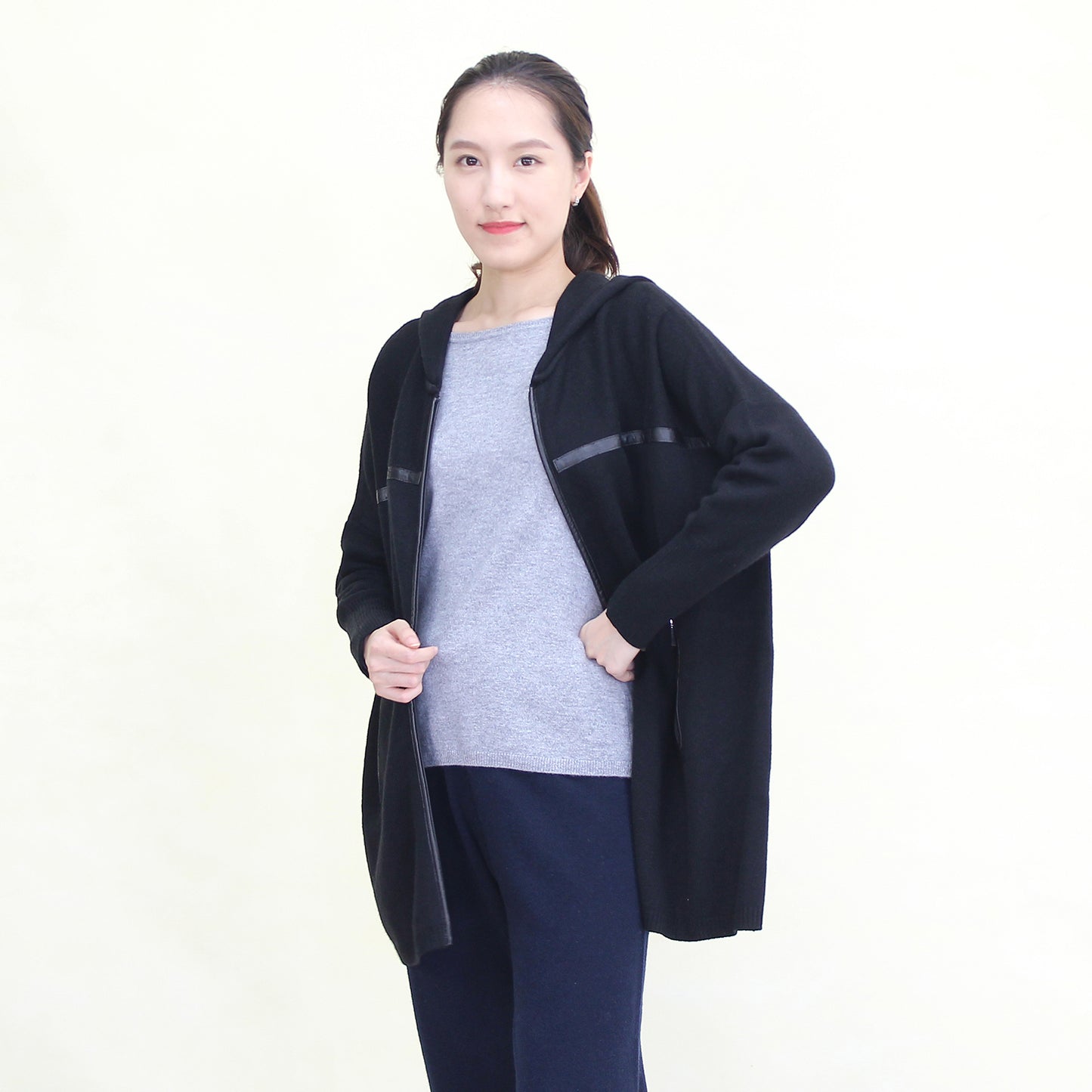 Women's cashmere cardigan