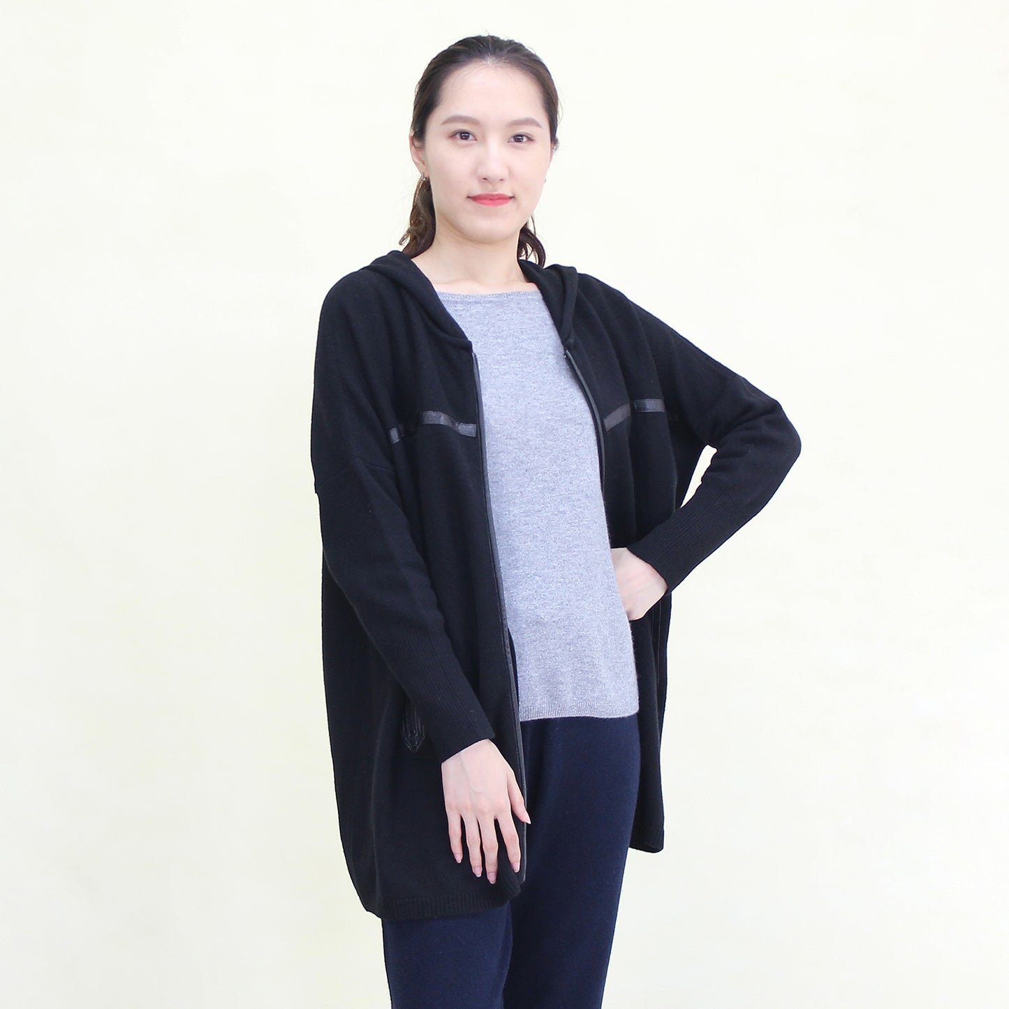 Women's cashmere cardigan