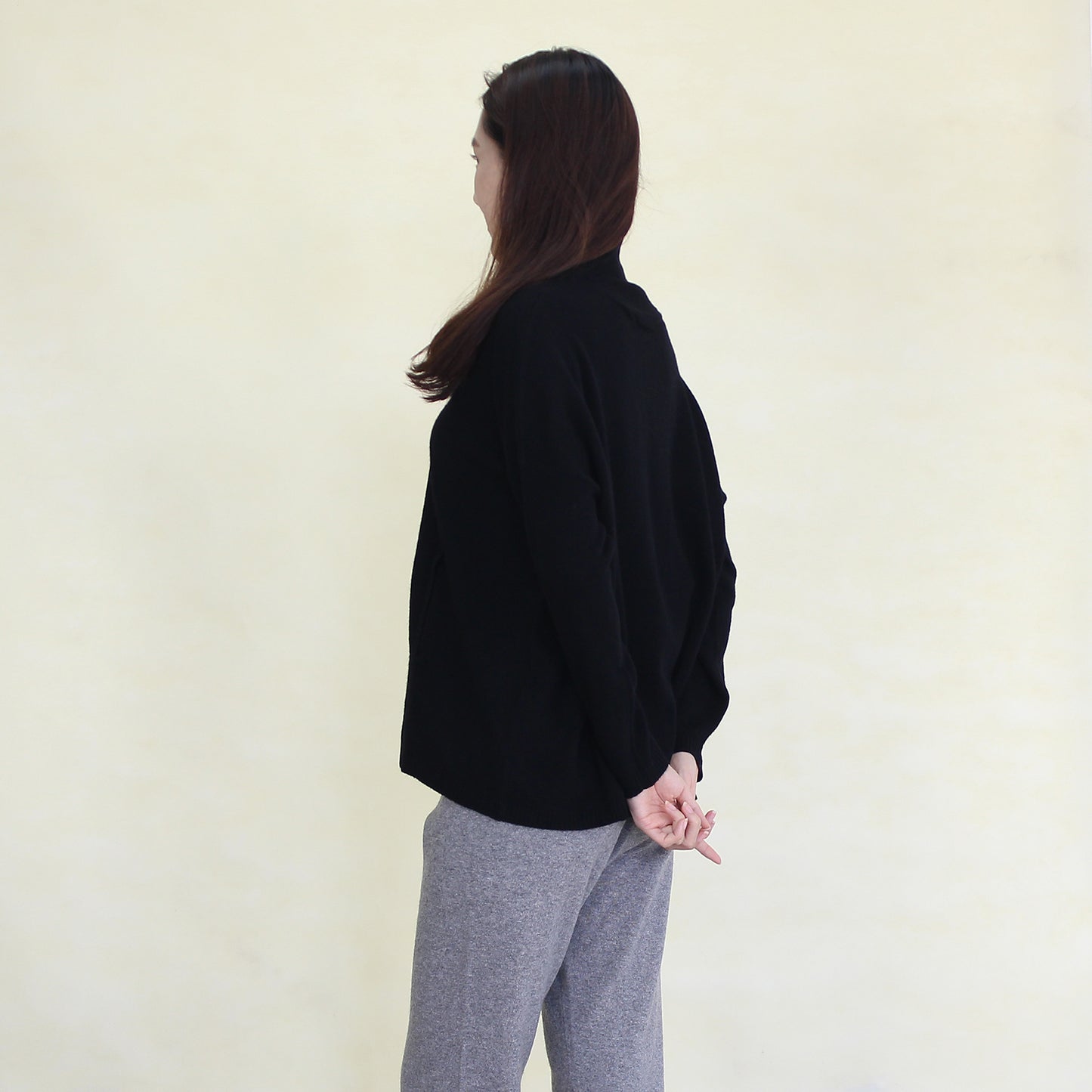 Women's cashmere pullover with mink