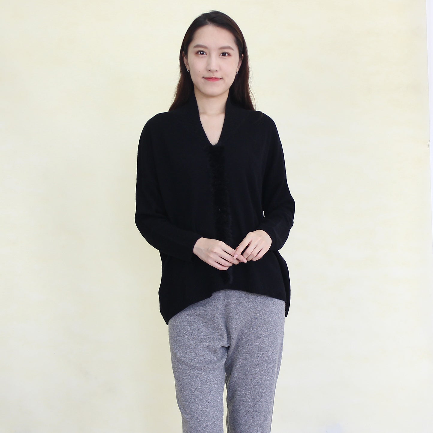 Women's cashmere pullover with mink