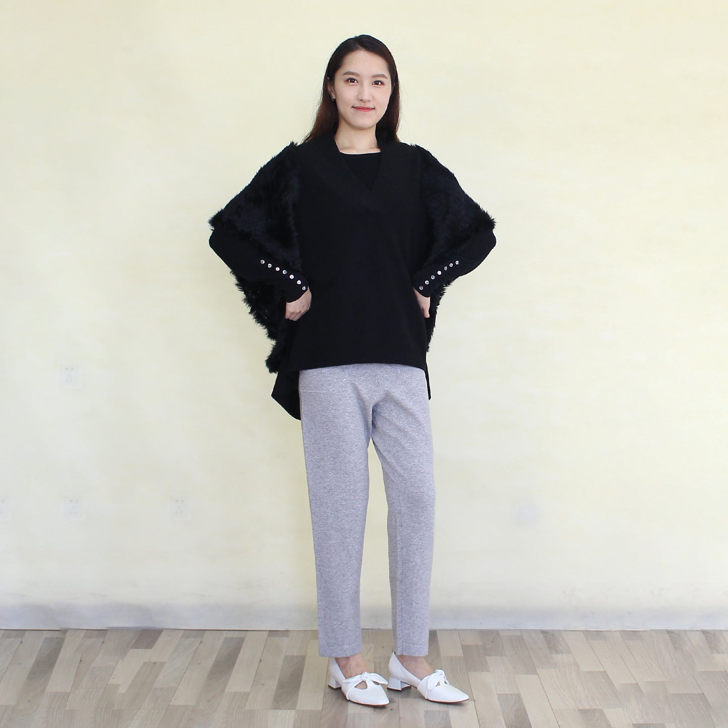 Women's cashmere and beach sheepskin pullover