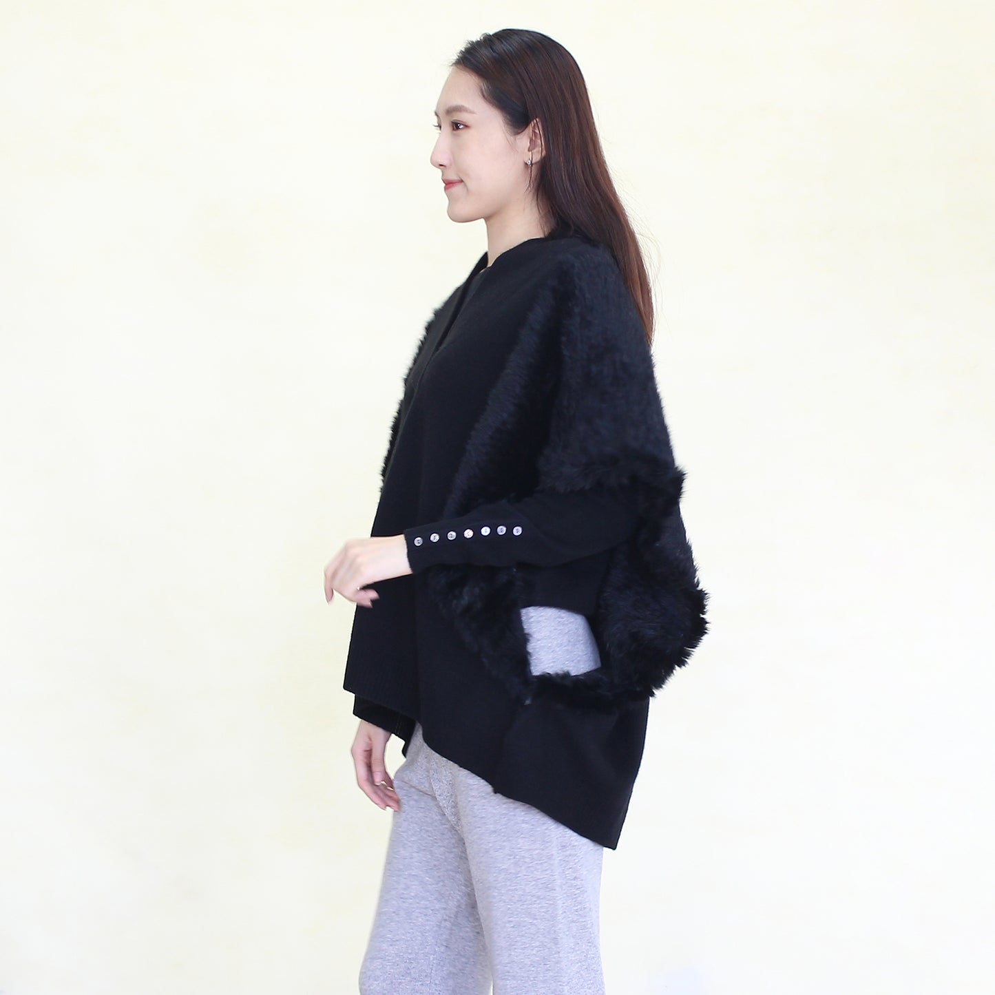 Women's cashmere and beach sheepskin pullover