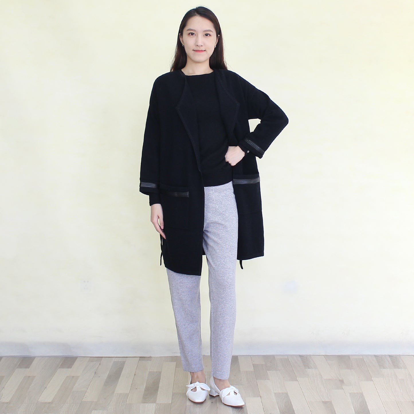 Women's cashmere pants