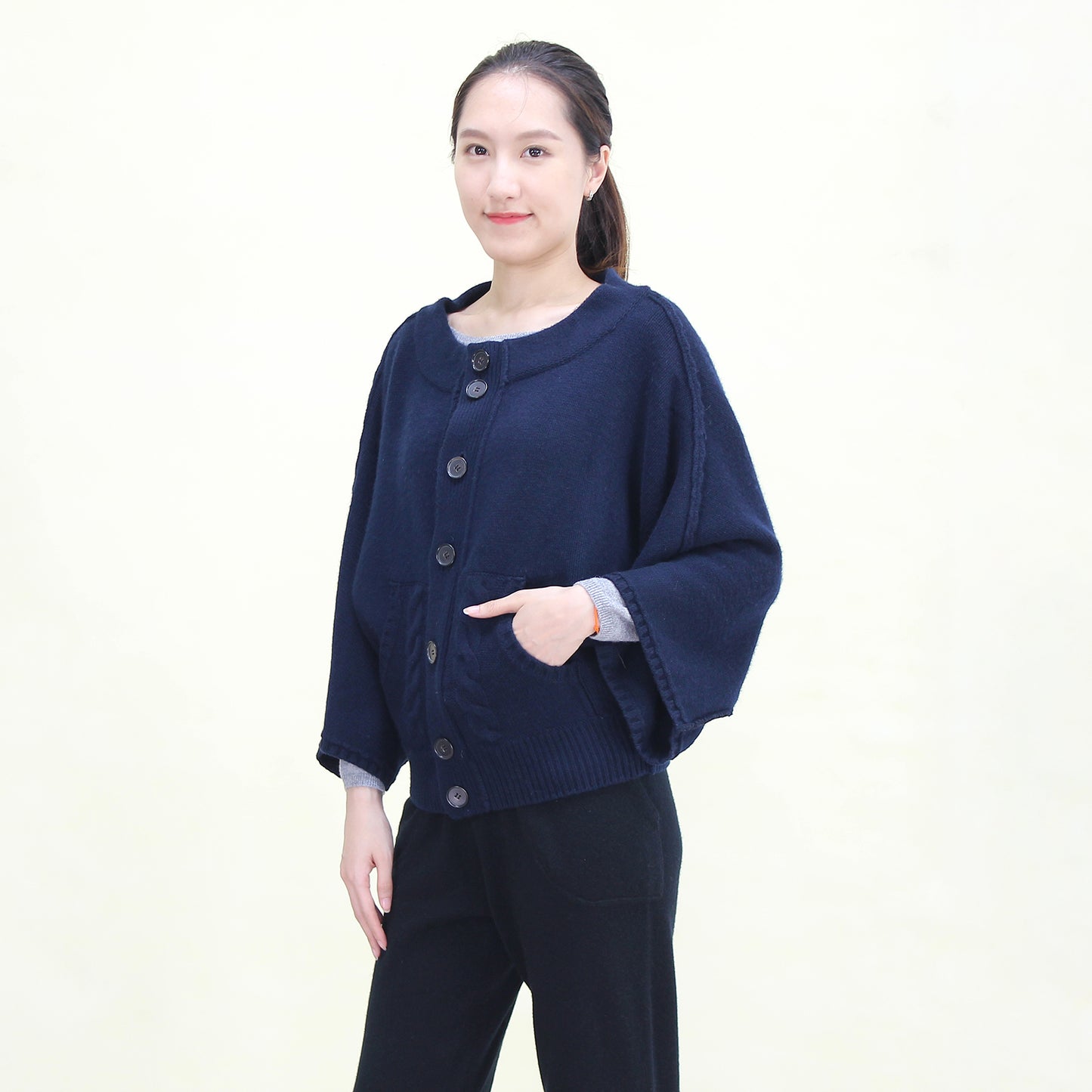 Women's cashmere cardigan