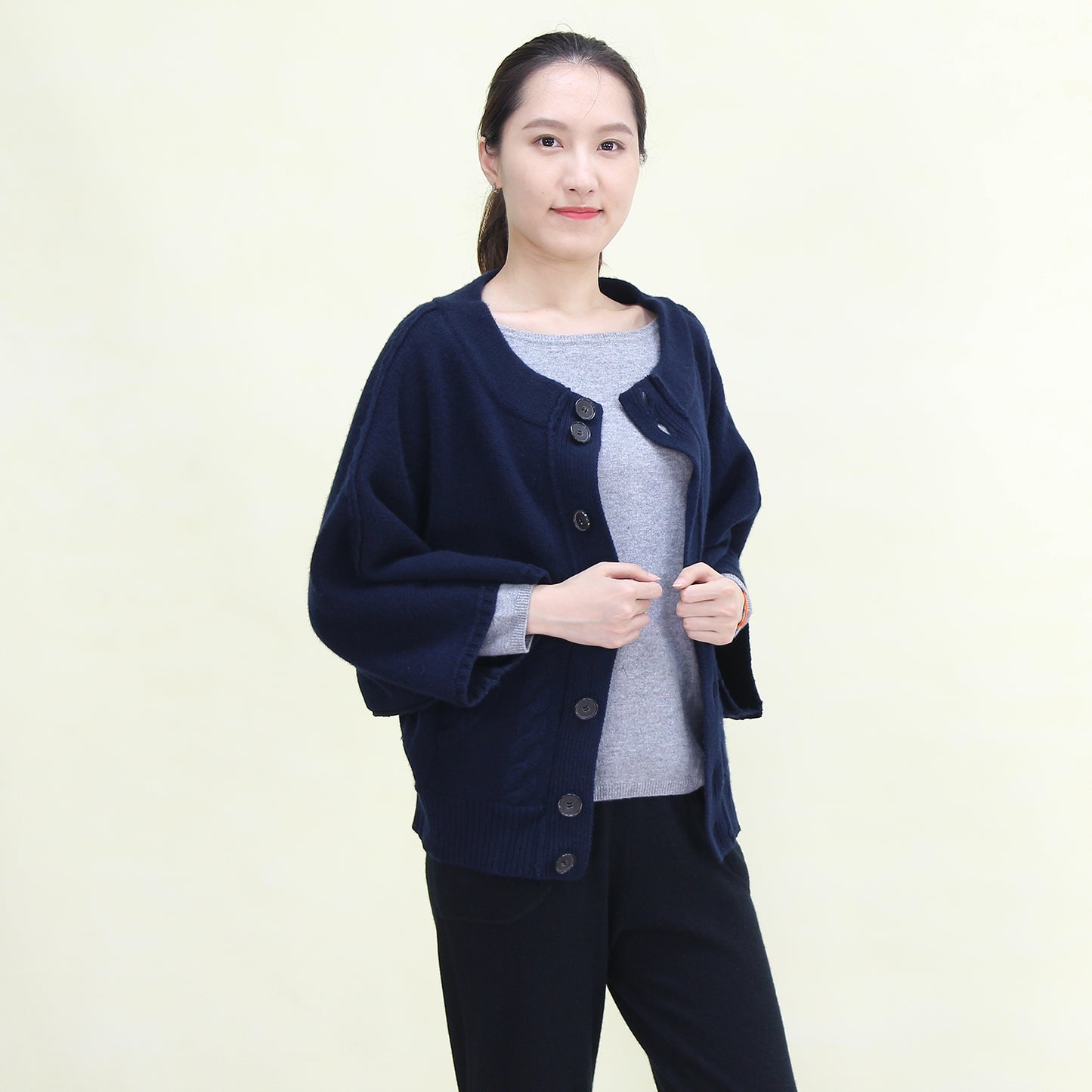 Women's cashmere cardigan