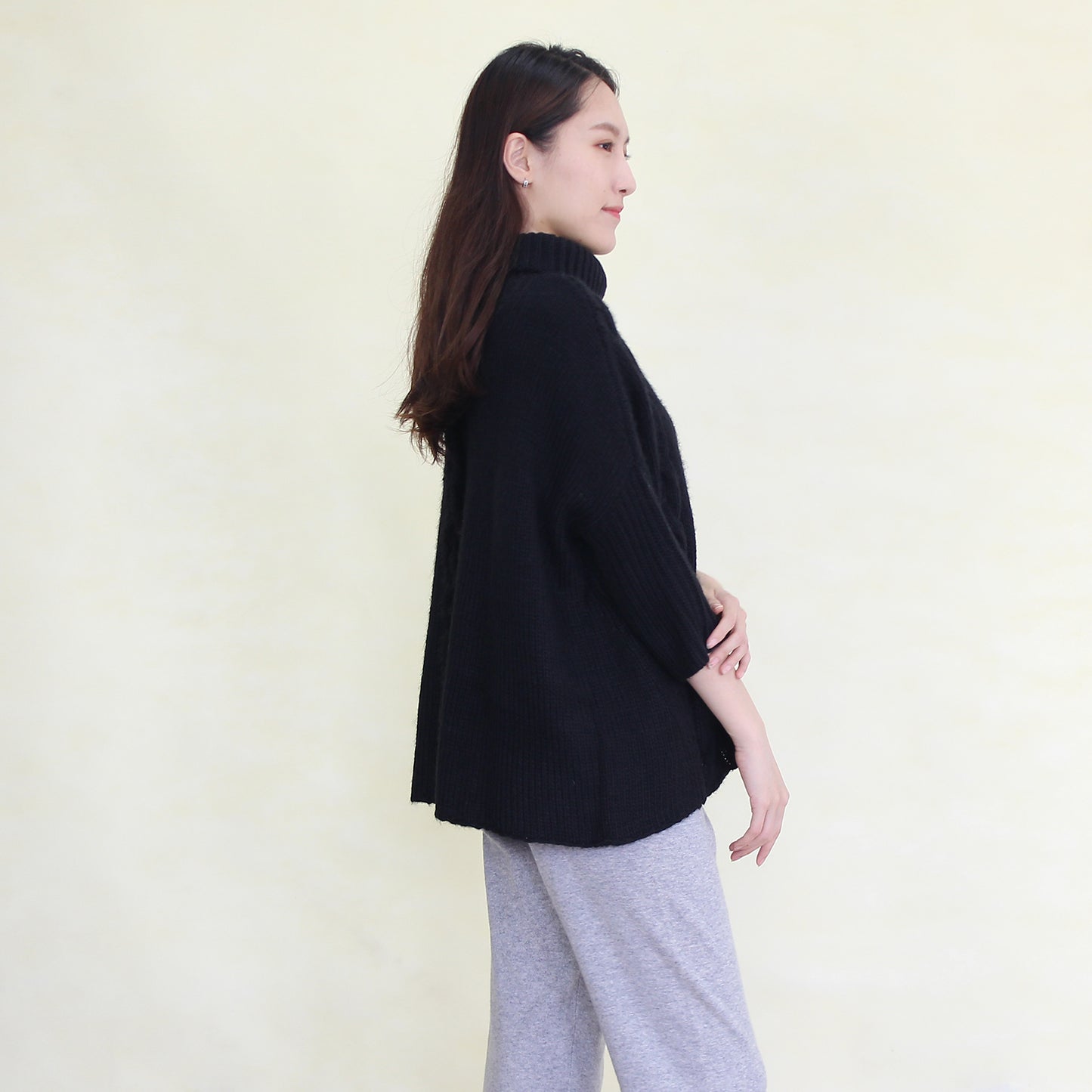 Women's cashmere pullover