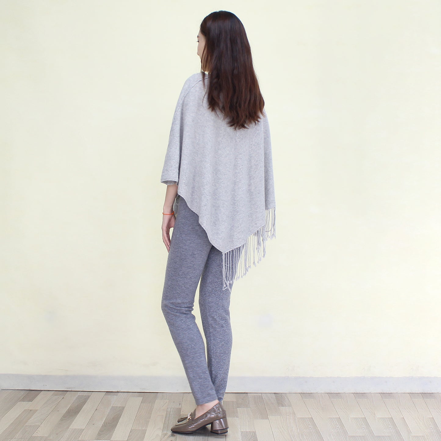 Women's cashmere shawl