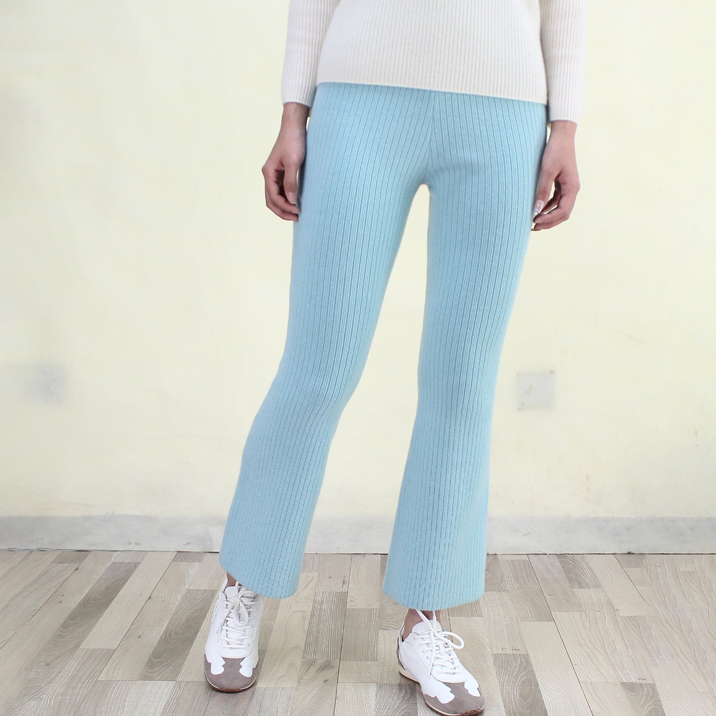 Women's cashmere flared trousers