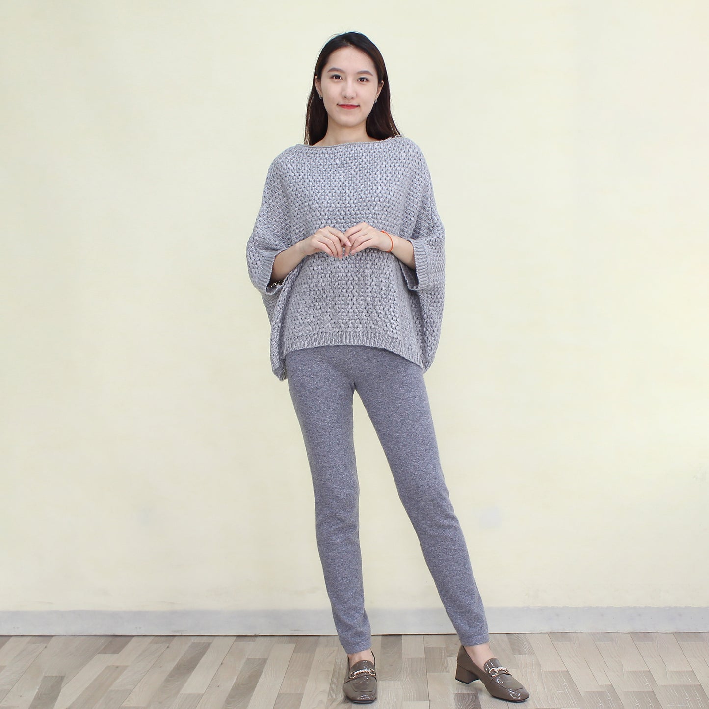 Women's cashmere pullover