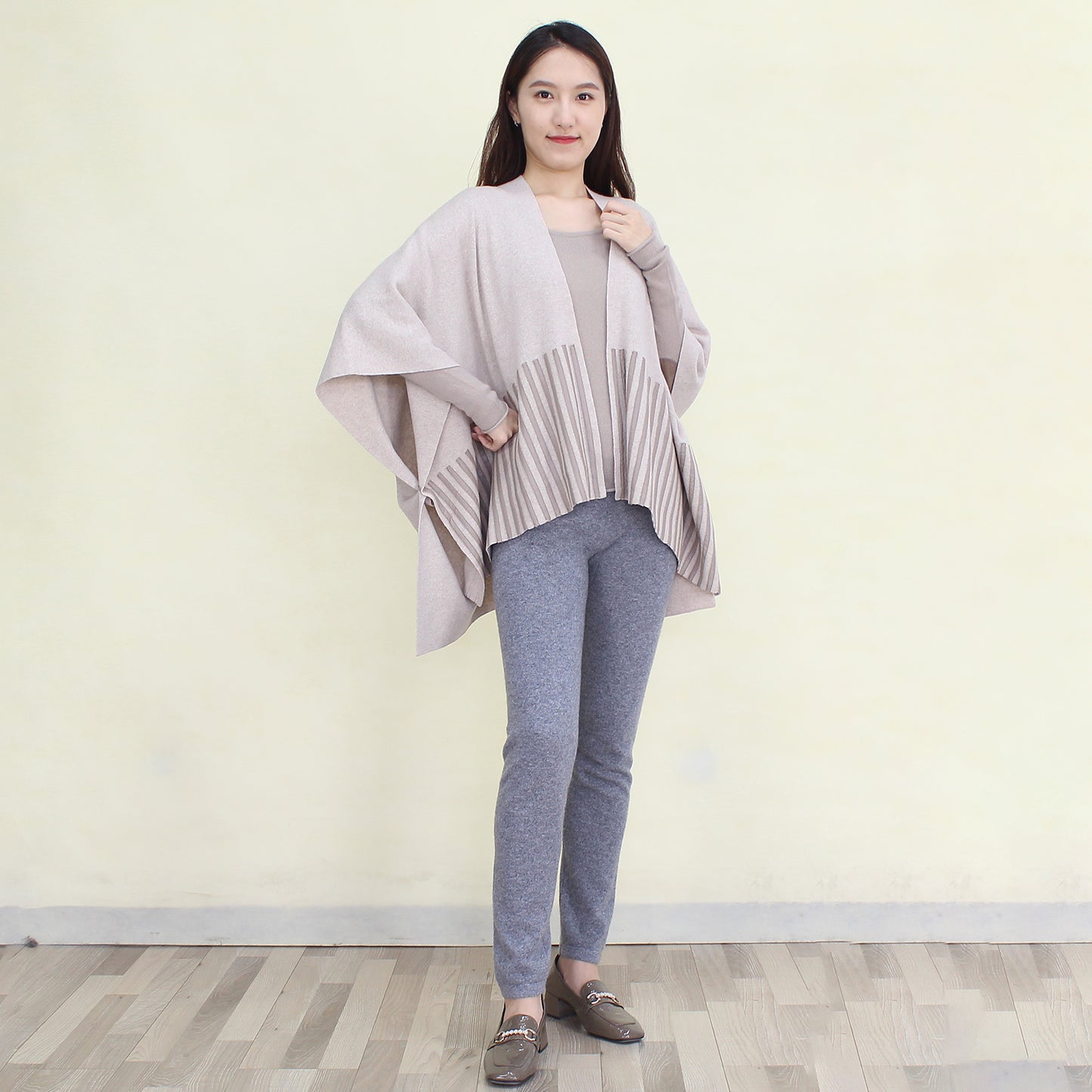 Women's cashmere pants