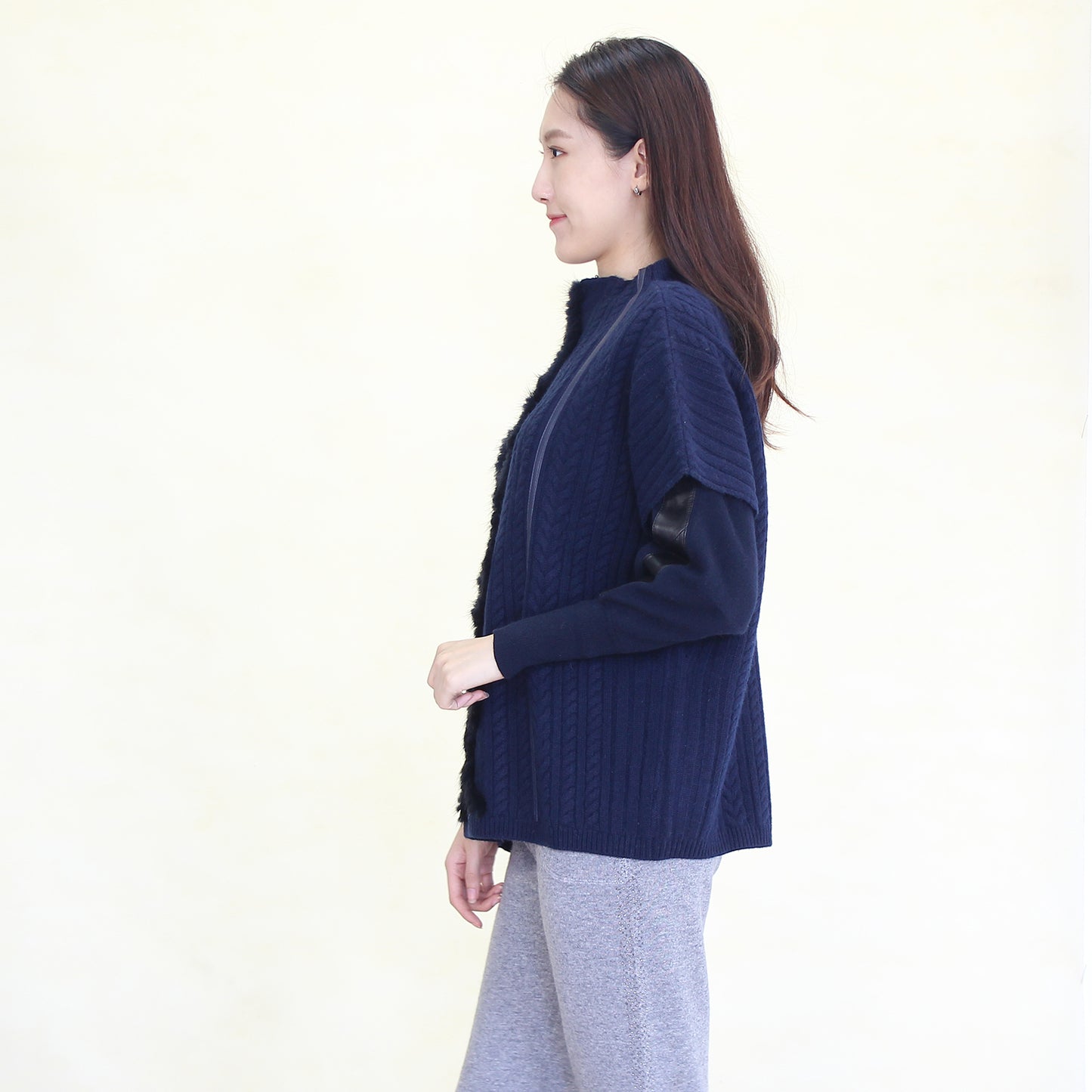 Women's cashmere pullover with mink