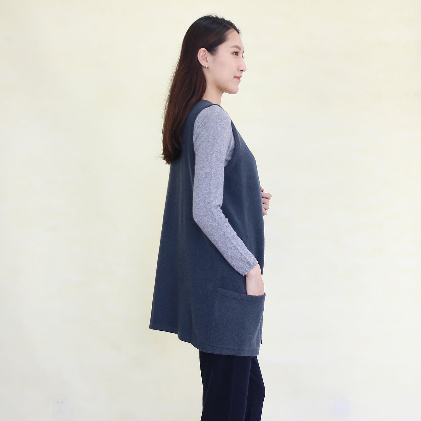 Women's Cashmere vest
