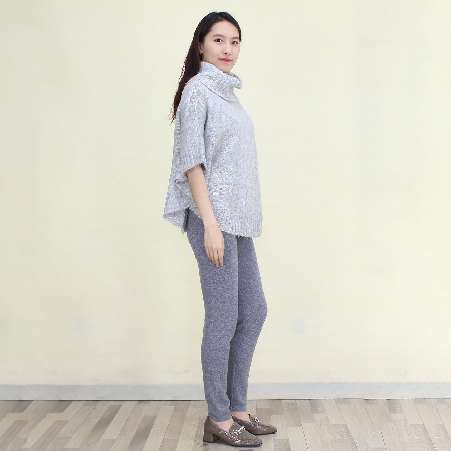 Women's cashmere shawl