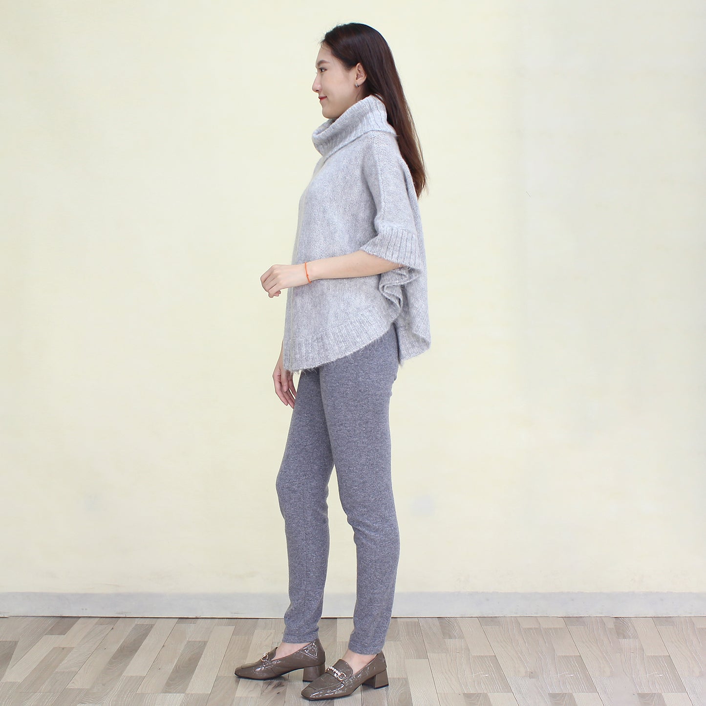 Women's cashmere shawl