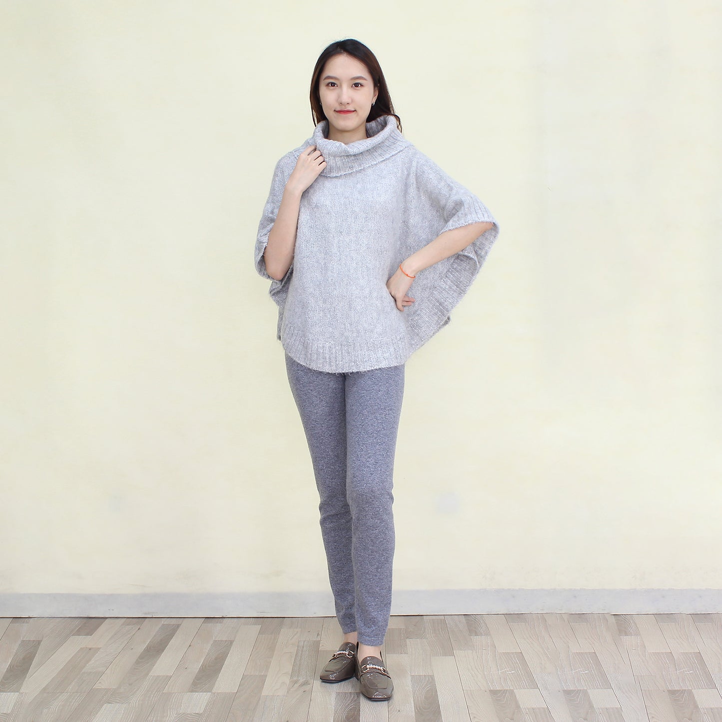 Women's cashmere shawl