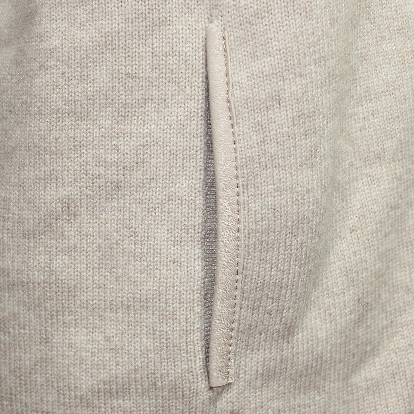 Women's cashmere coat with fox fur trim