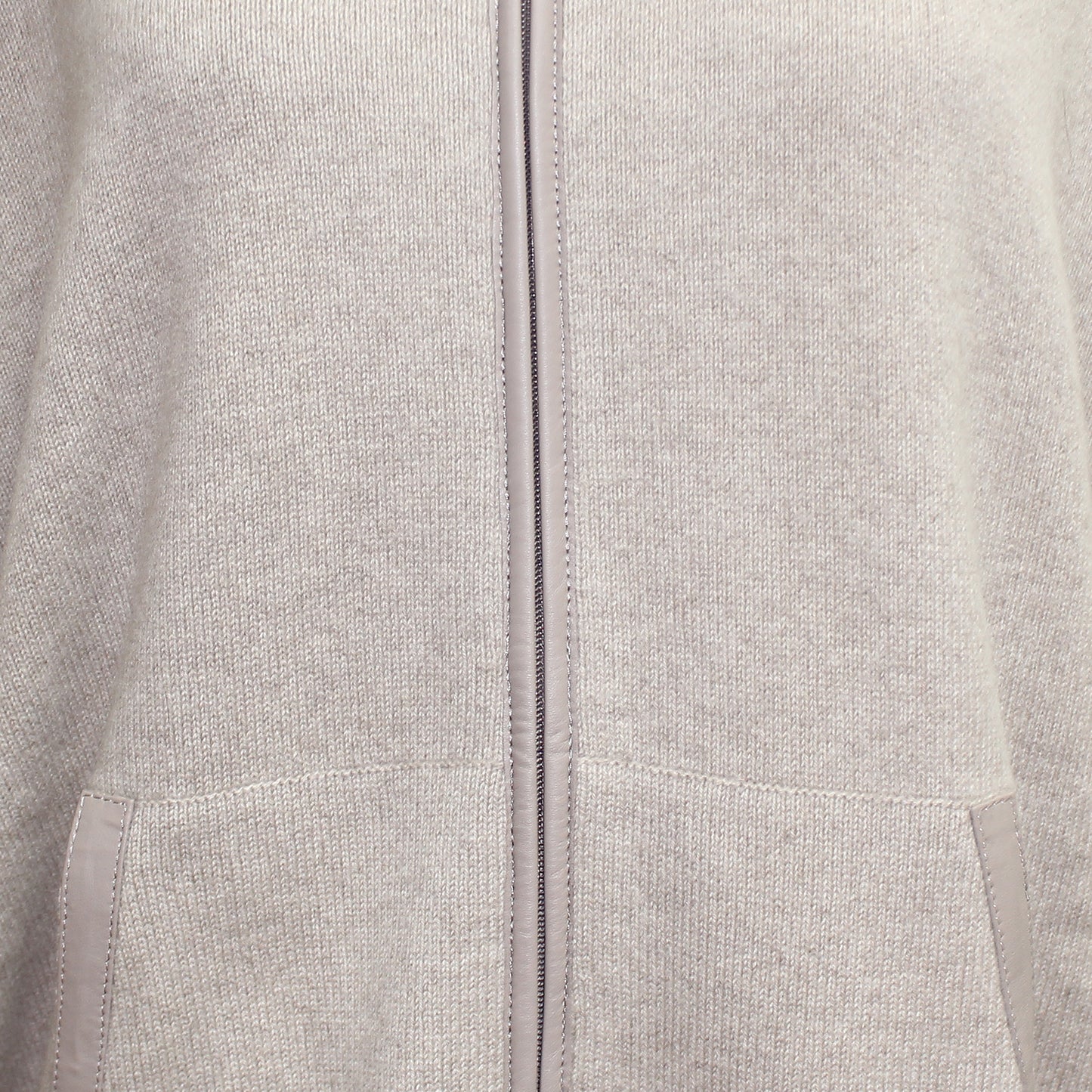 Women's cashmere coat with fox collar