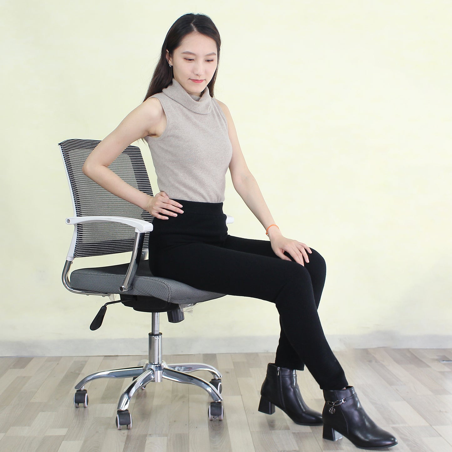 Women's cashmere pants