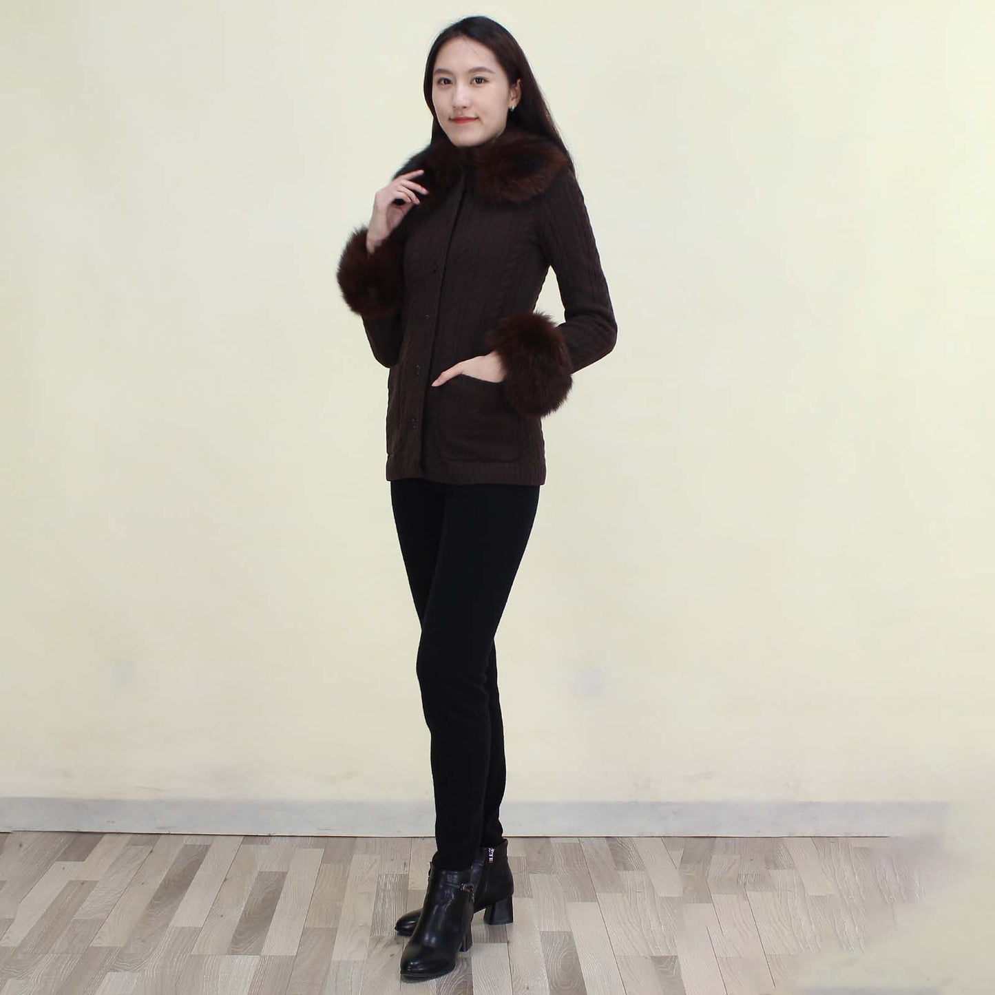 Women's cashmere cardigan